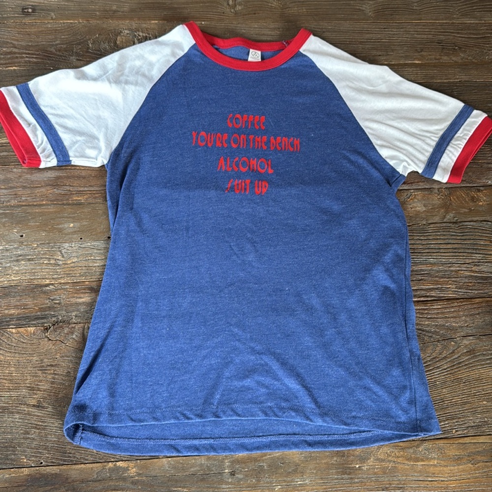 Alternative fun graphic tee retro design NWOT size S/M - Picture 4 of 8